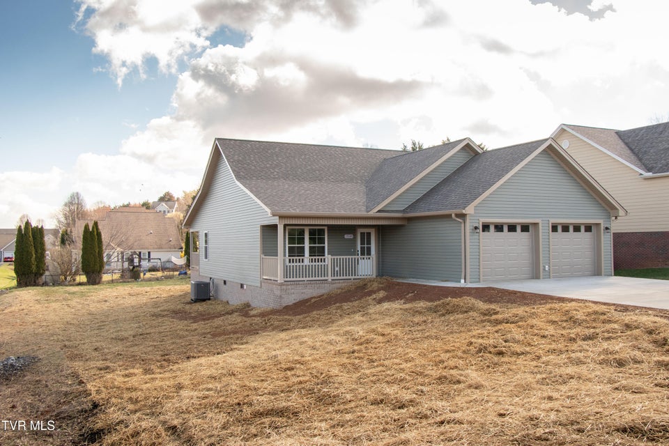 Photo #32: 17140 Sedona Drive