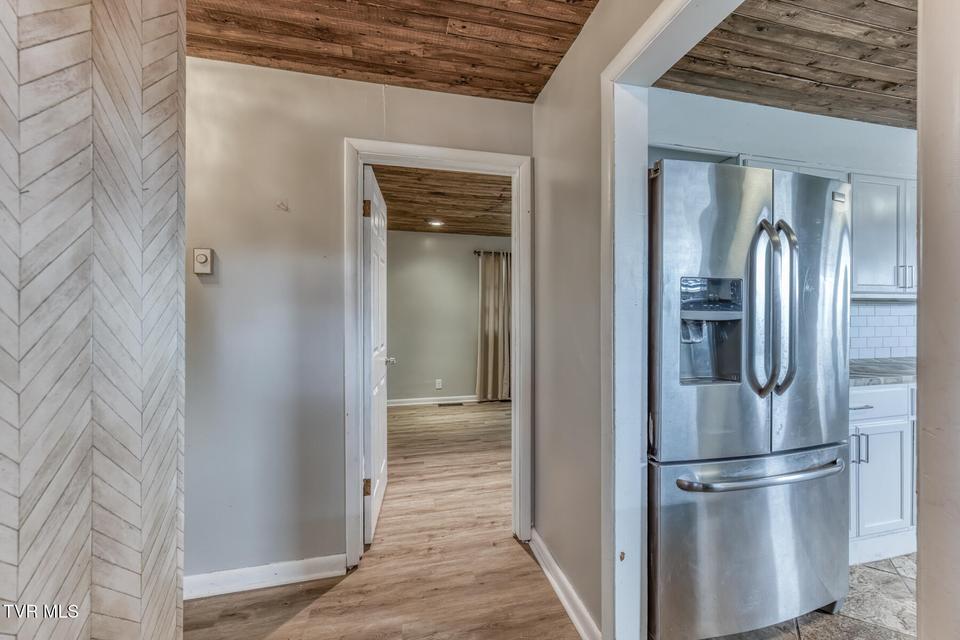 Photo #3: 1505 Norway Street