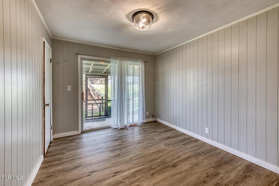 Photo #15: 1505 Norway Street