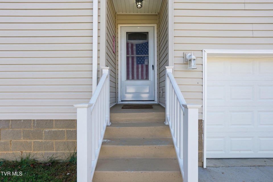 Photo #2: 170 Brighton Place