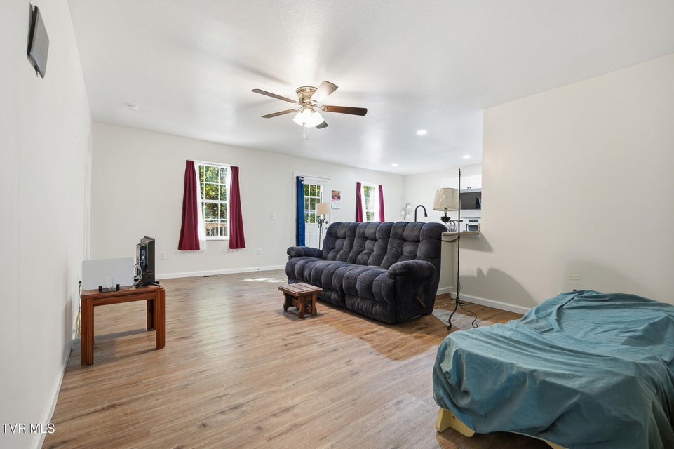 Photo #4: 170 Brighton Place