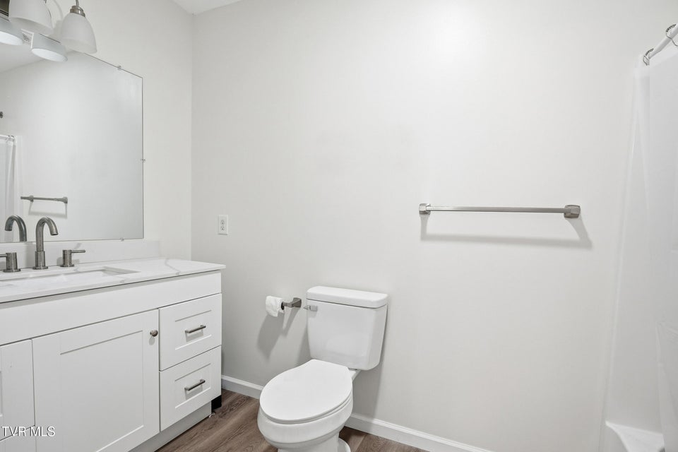 Photo #11: 170 Brighton Place