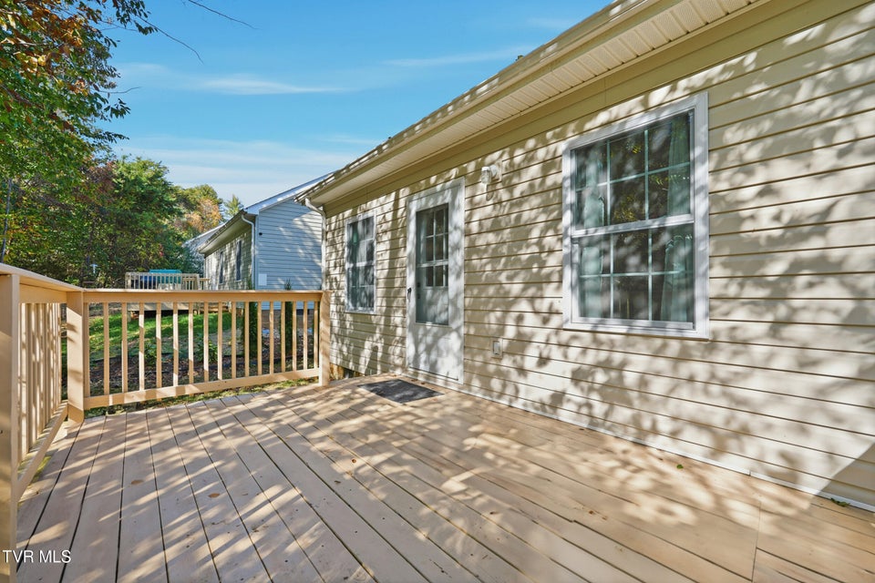 Photo #17: 170 Brighton Place