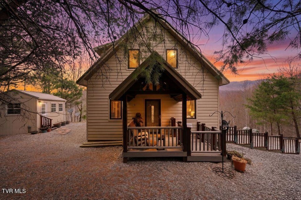 Photo #5: 408 Eagle Ridge Road