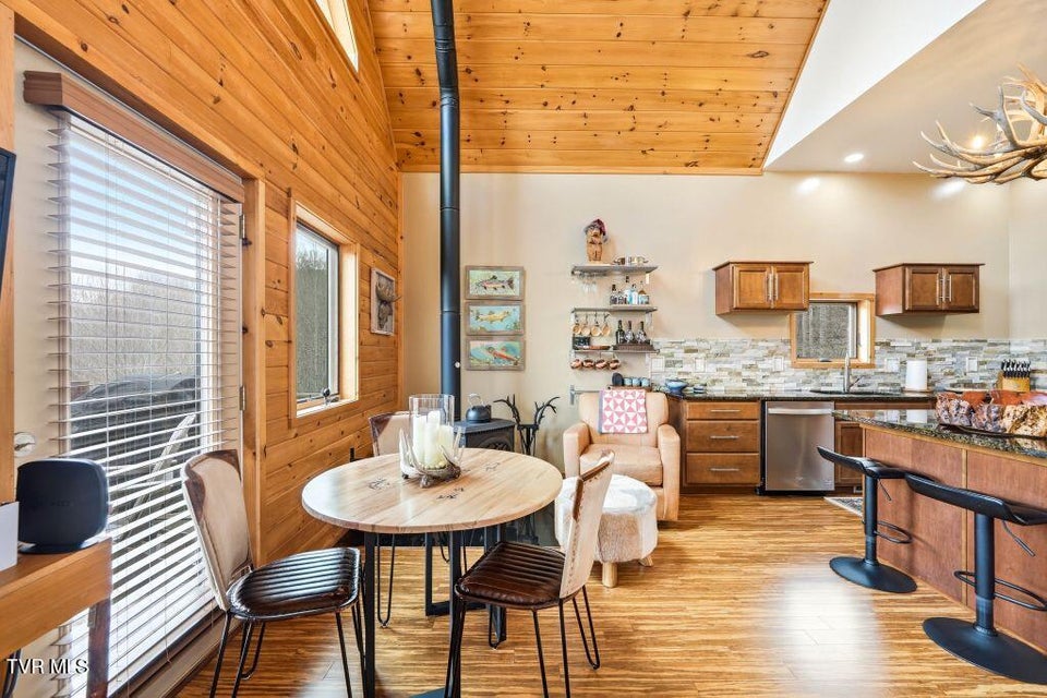 Photo #15: 408 Eagle Ridge Road