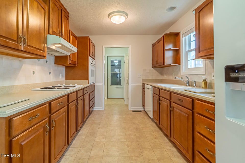 Photo #23: 139 Brandon Lane