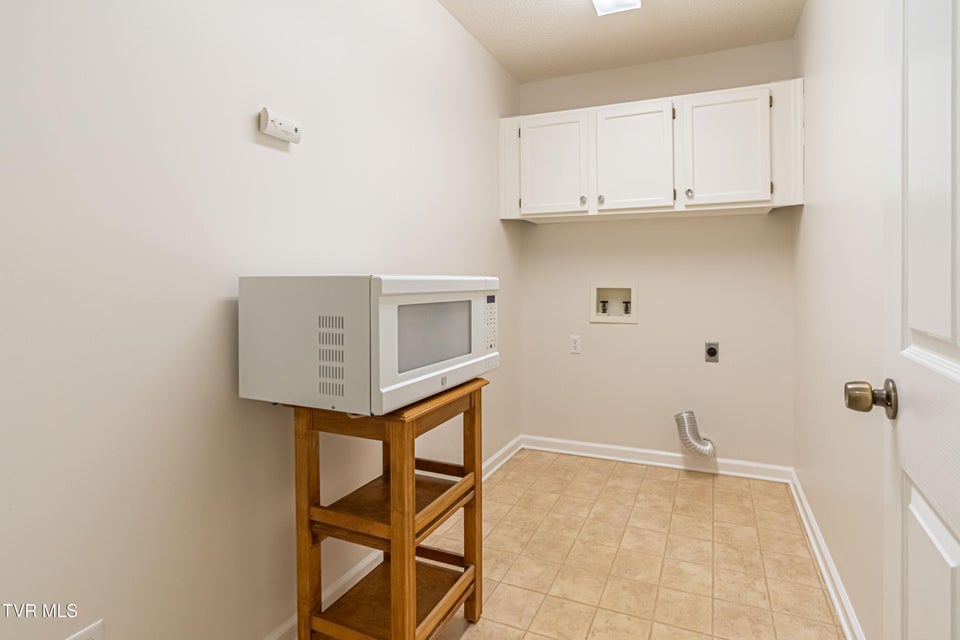 Photo #27: 139 Brandon Lane