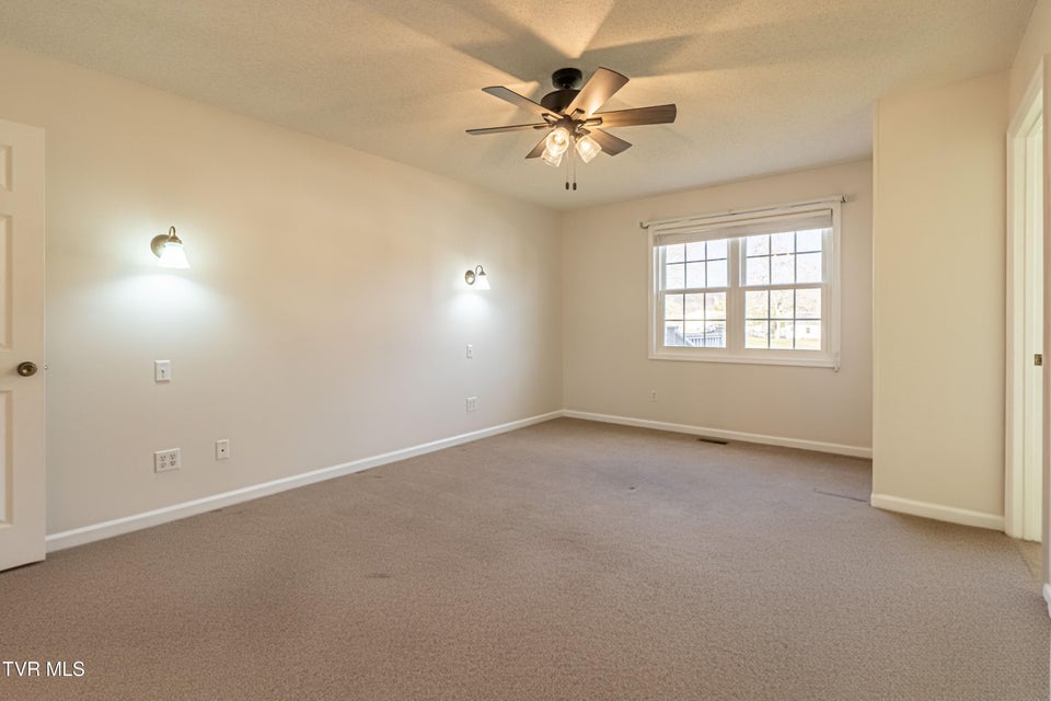 Photo #30: 139 Brandon Lane