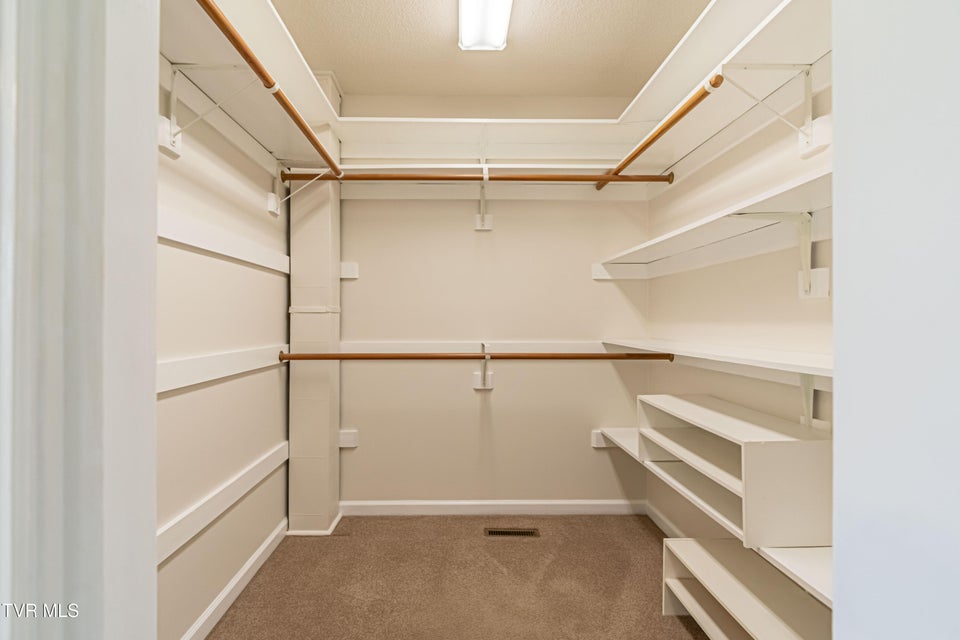 Photo #32: 139 Brandon Lane