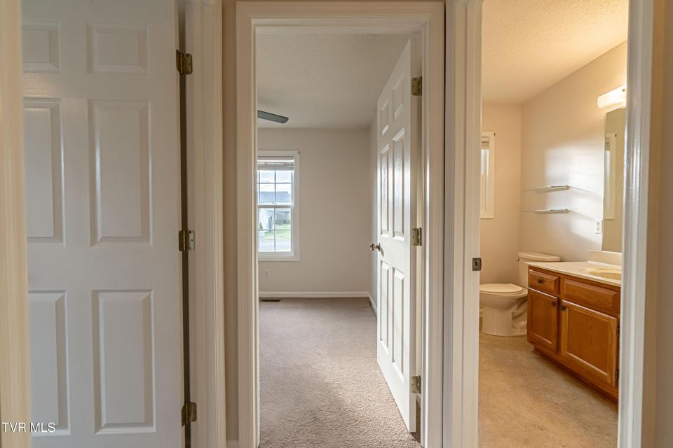 Photo #37: 139 Brandon Lane