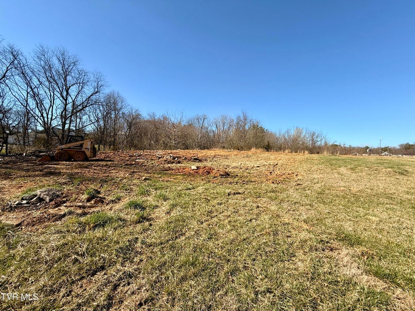 Photo #13: 101 Tall Oaks Court