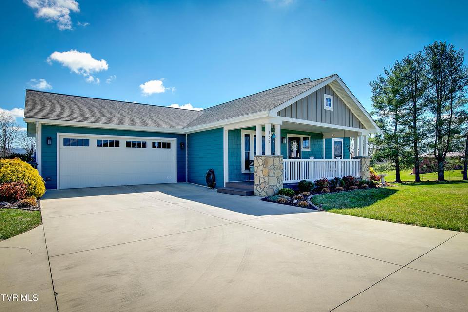 Photo #4: 167 Ridgecrest Road