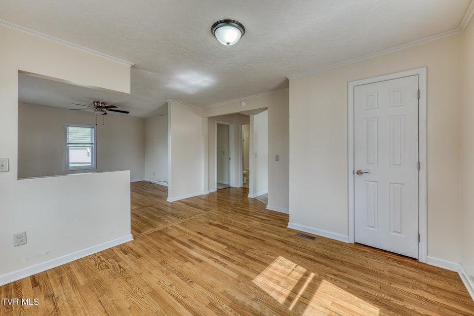 Photo #8: 1005 Tennessee Avenue