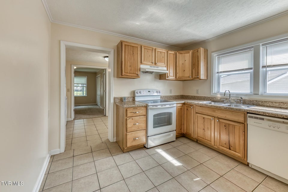 Photo #9: 1005 Tennessee Avenue