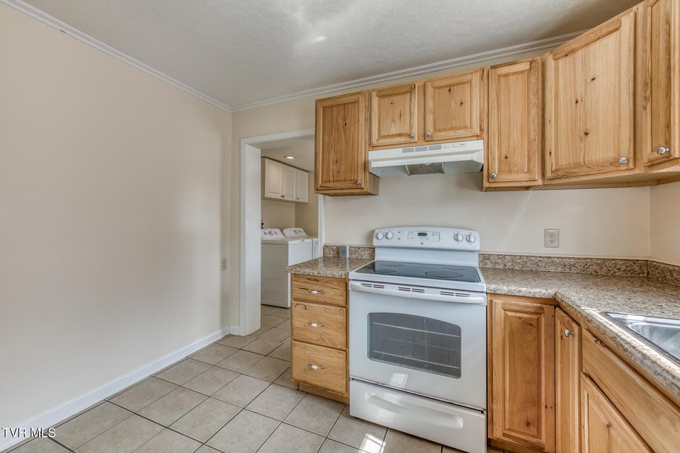 Photo #13: 1005 Tennessee Avenue