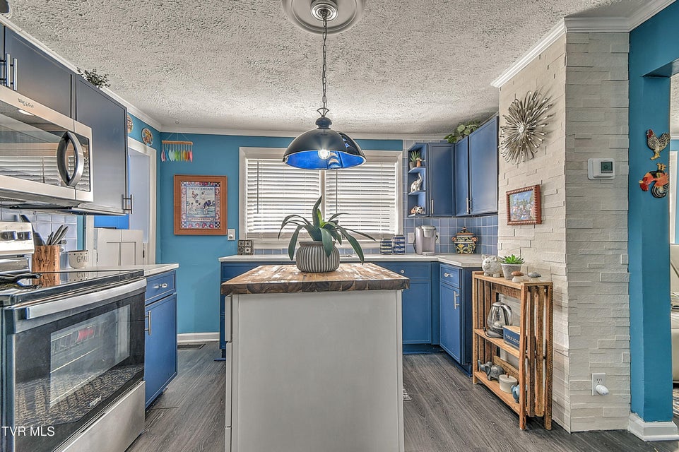 Photo #13: 115 16th Street