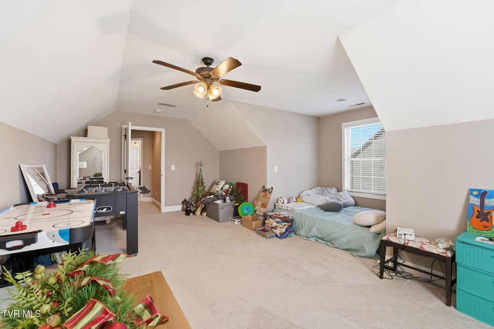 Photo #31: 217 Laurel Canyon