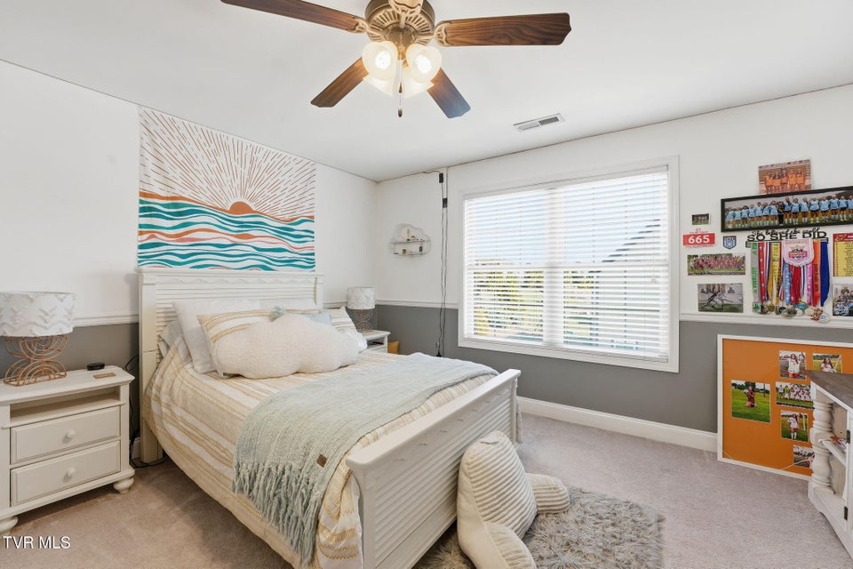 Photo #23: 217 Laurel Canyon