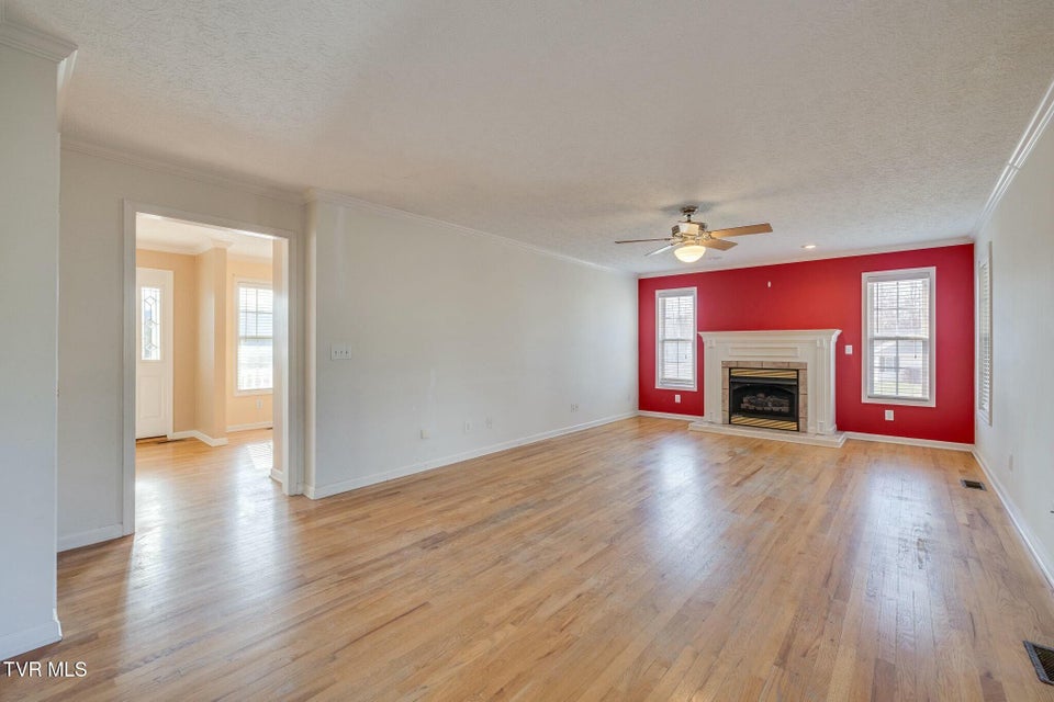 Photo #11: 137 Austin Ridge Court