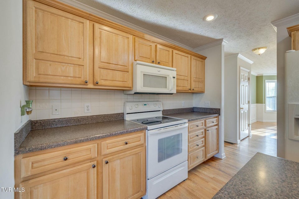 Photo #18: 137 Austin Ridge Court