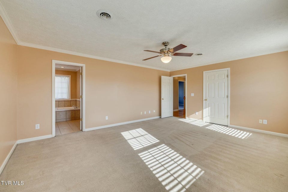 Photo #26: 137 Austin Ridge Court