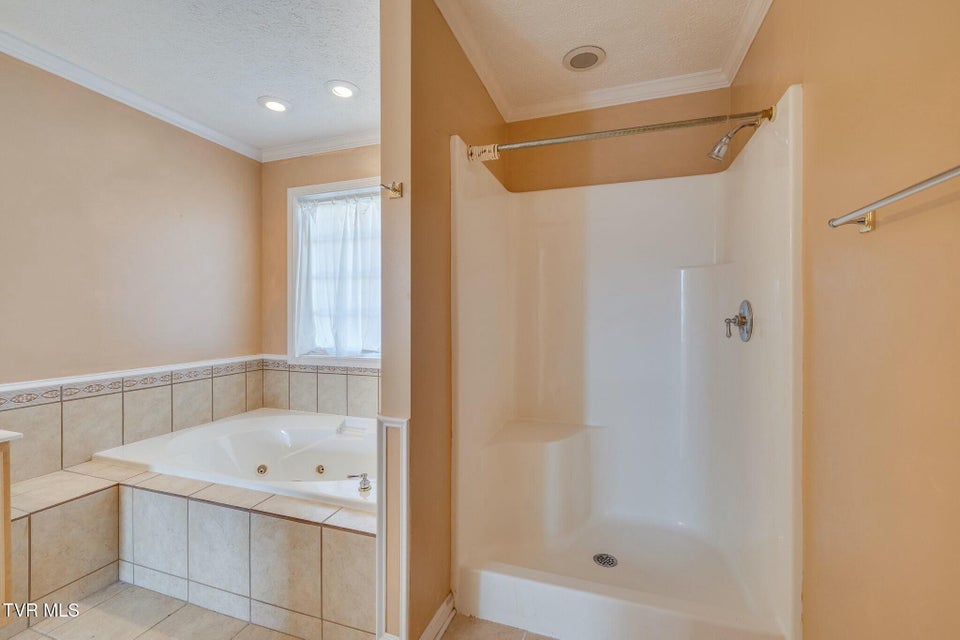 Photo #28: 137 Austin Ridge Court