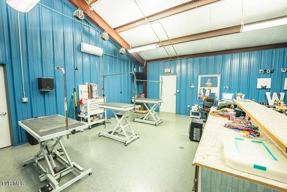 Photo #10: 19462 Lee Highway