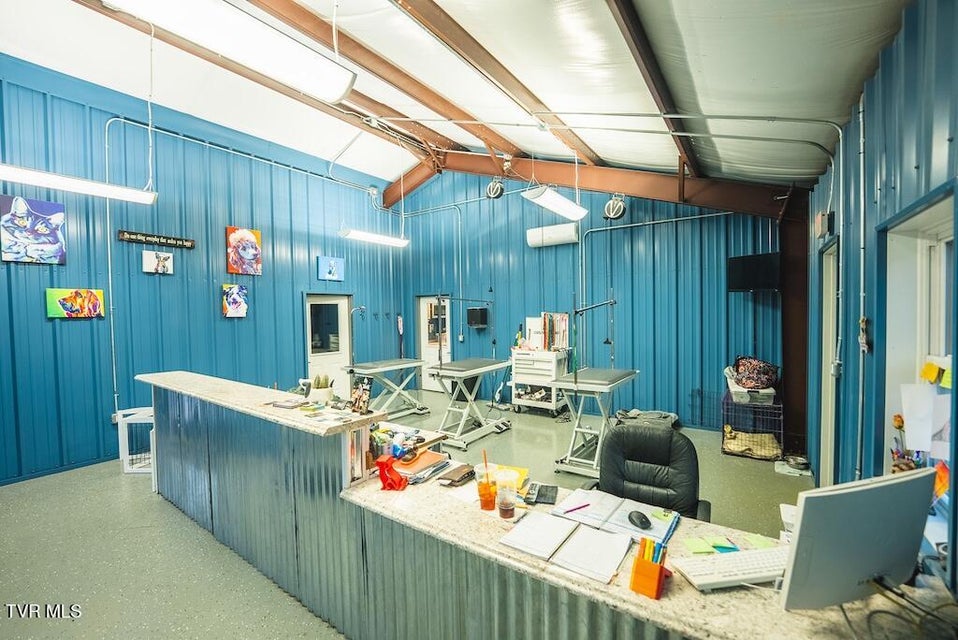 Photo #12: 19462 Lee Highway