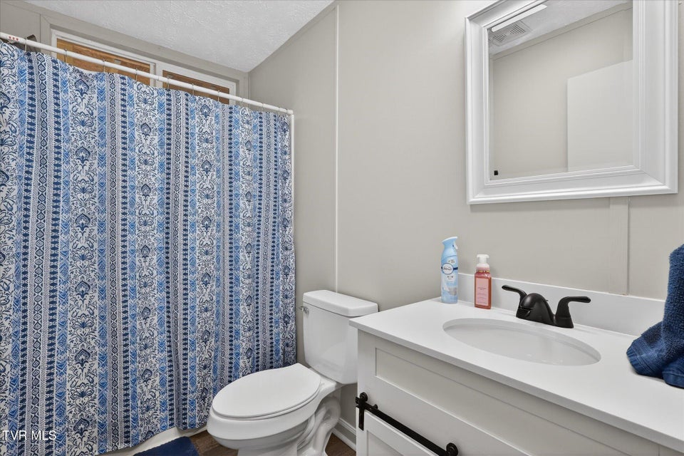 Photo #22: 2781 Weaver Pike