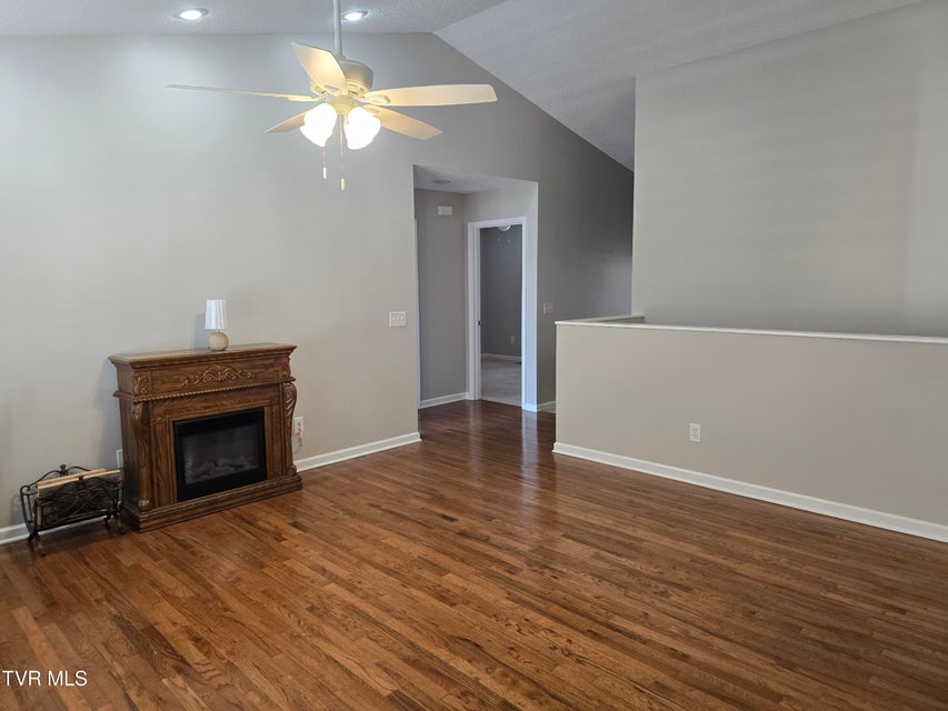 Photo #3: 210 Taylor Drive