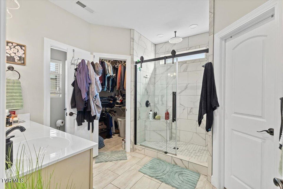 Photo #26: 1336 Harmony Road