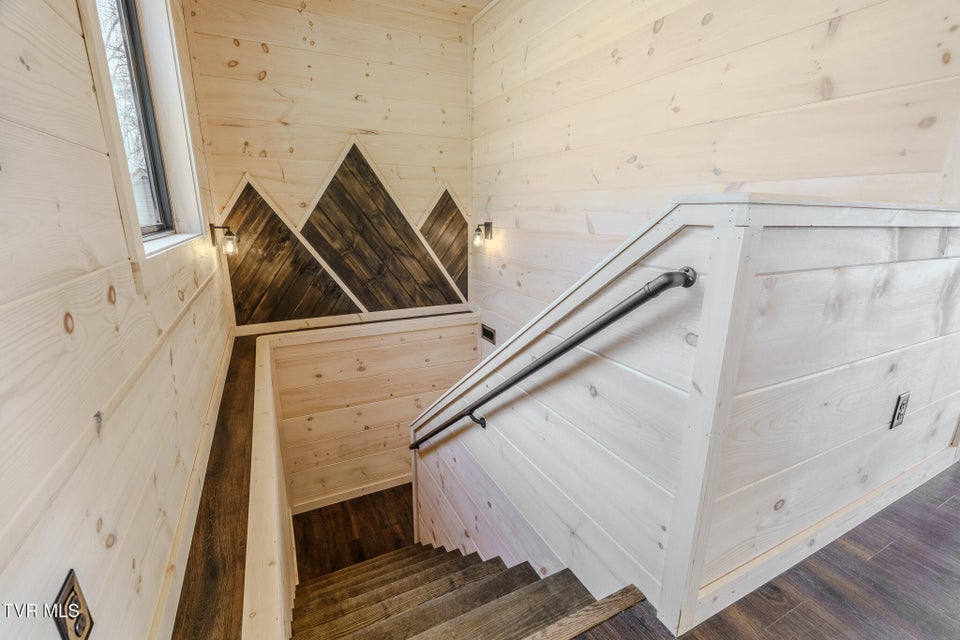 Photo #14: 1829 Fantasy Way