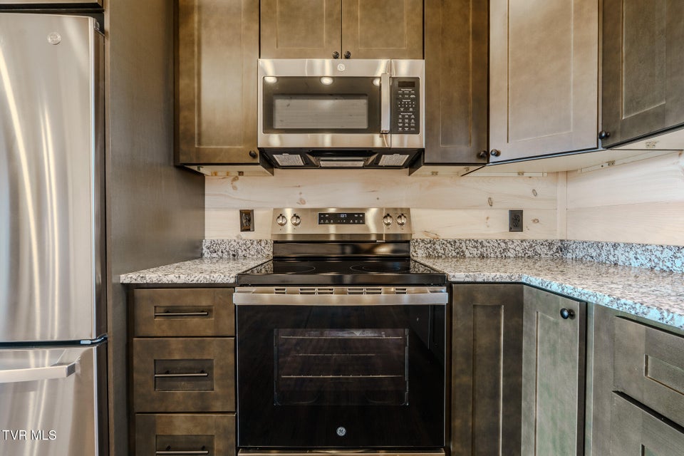 Photo #7: 1829 Fantasy Way