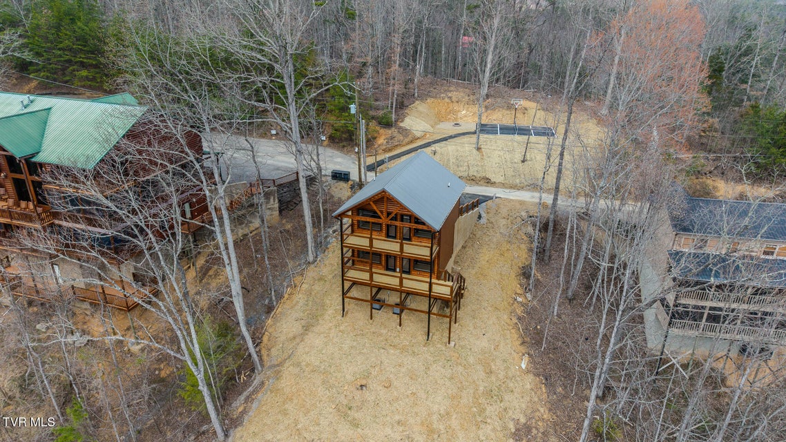 Photo #33: 1829 Fantasy Way