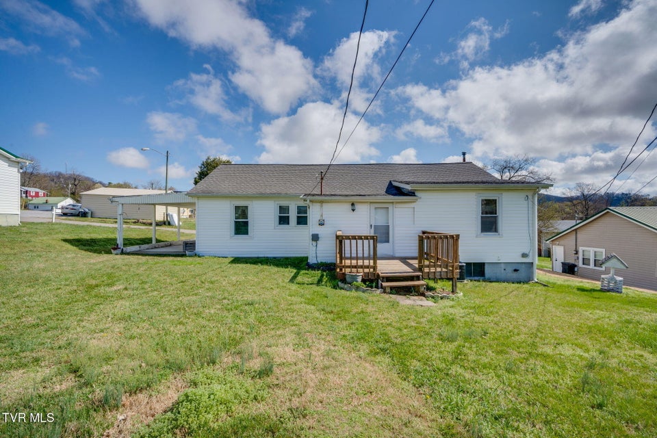 Photo #22: 102 Brewer Street