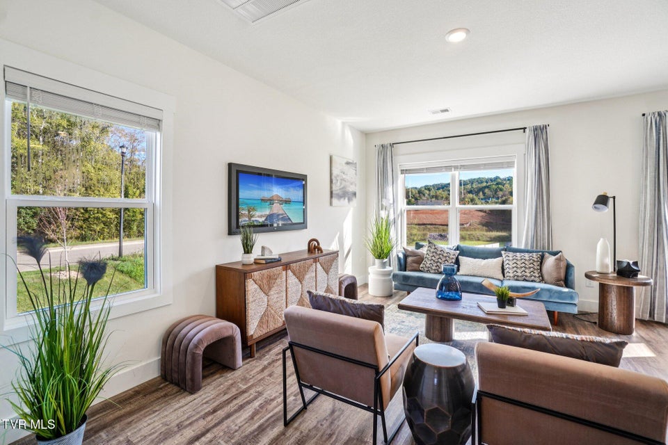 Photo #4: 1166 Wenna Way 