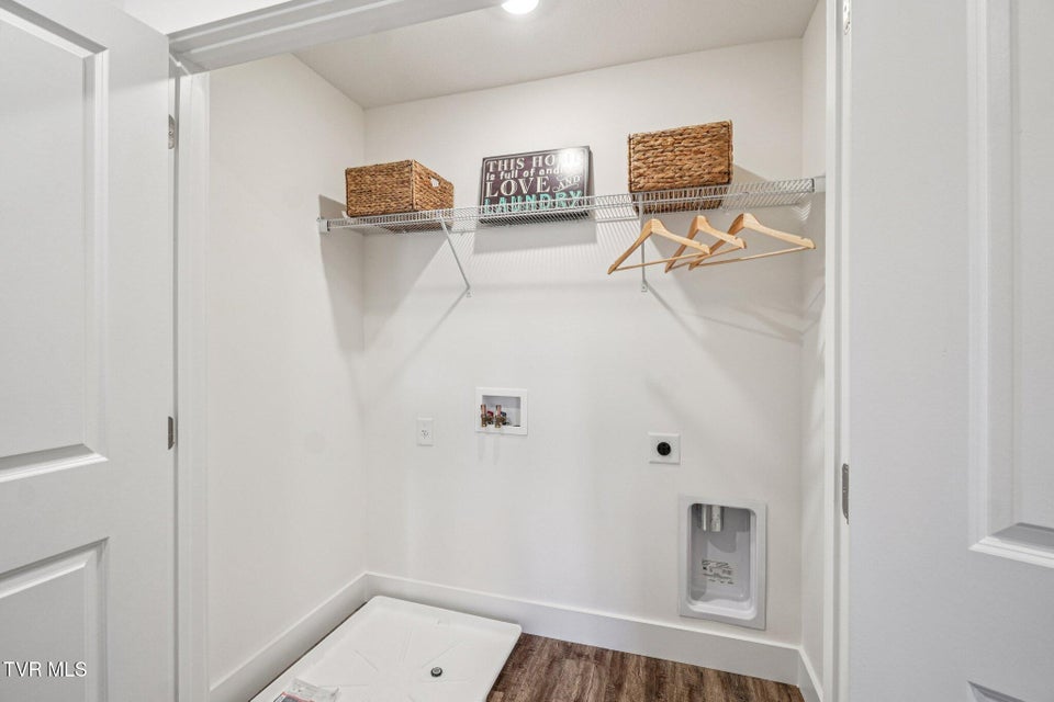 Photo #11: 1166 Wenna Way 