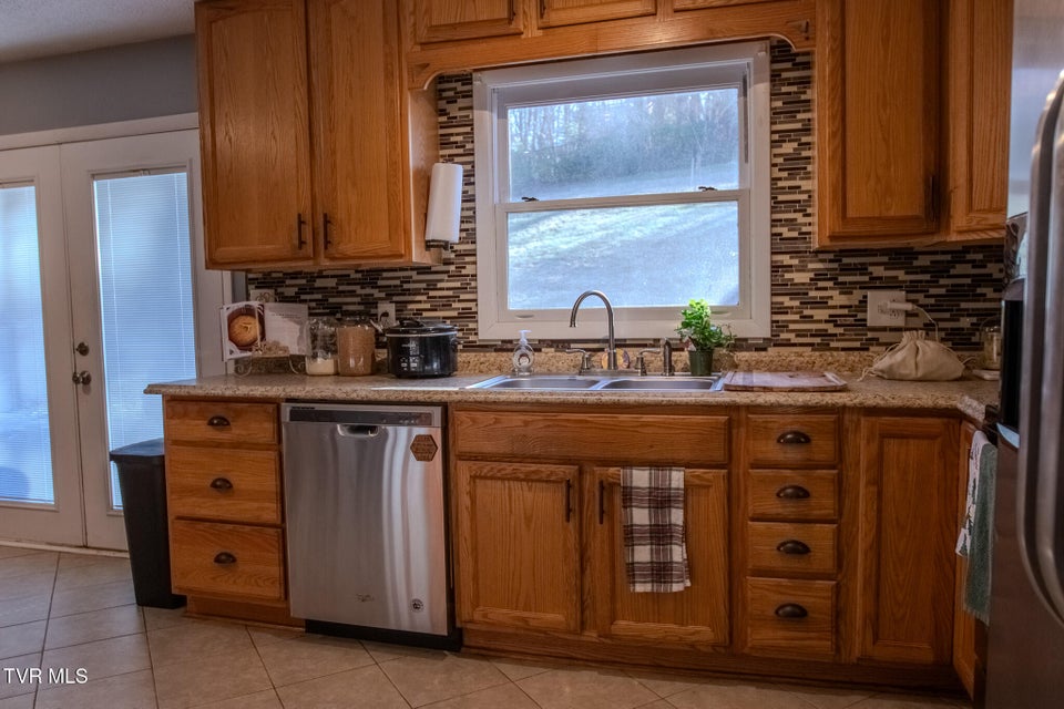 Photo #4: 329 Summerville Road