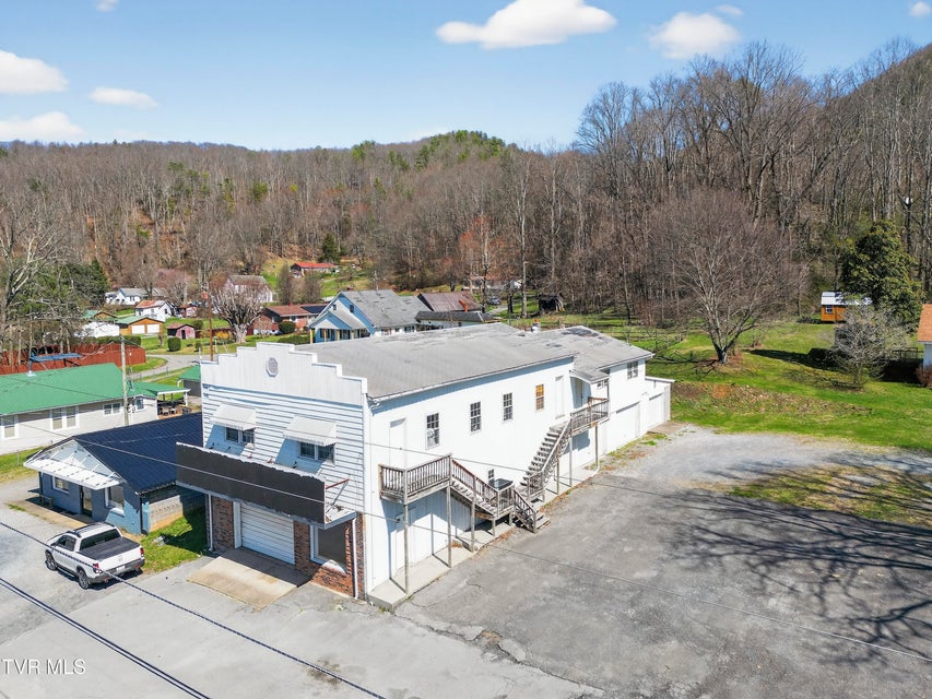 Photo #4: 112 Douglas Drive