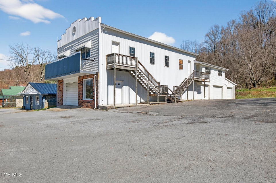 Photo #3: 112 Douglas Drive