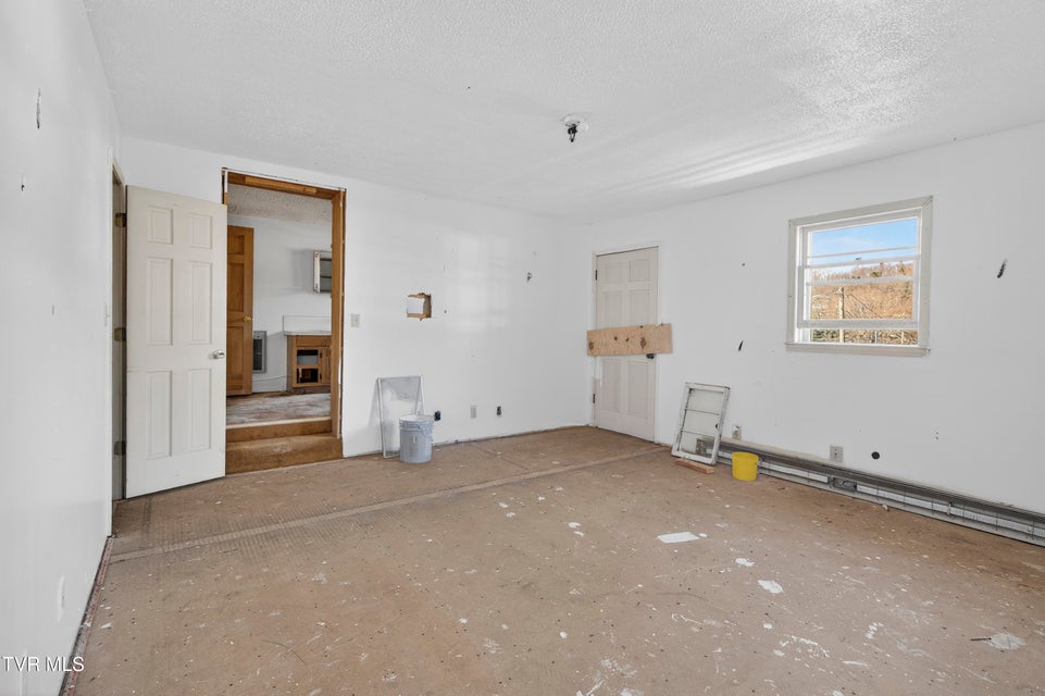 Photo #17: 112 Douglas Drive