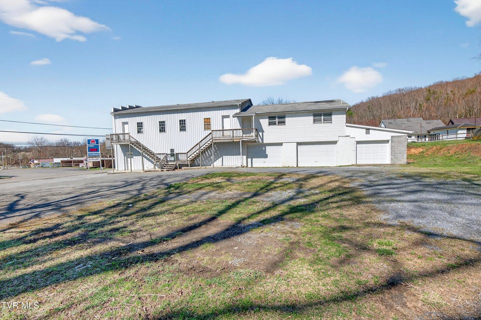 Photo #22: 112 Douglas Drive