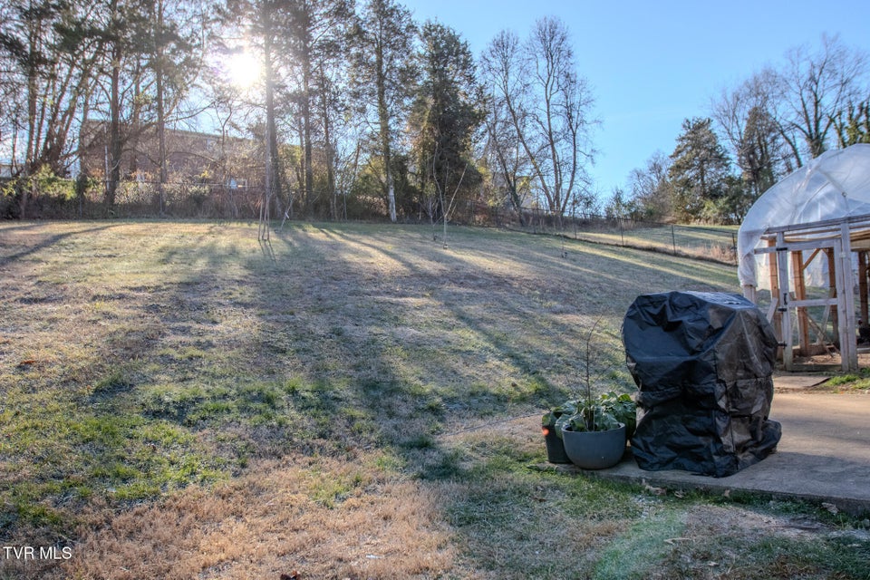 Photo #17: 329 Summerville Road