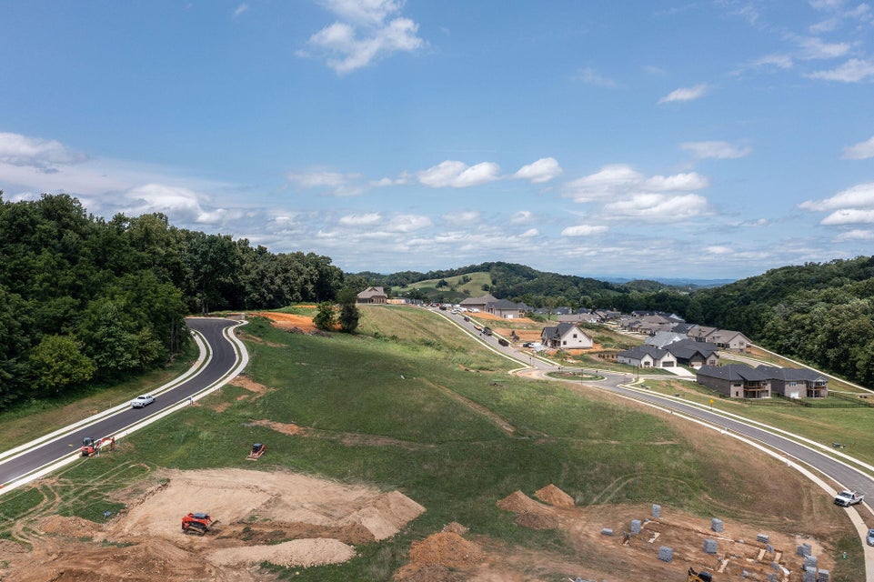 Photo #5: 456 Gransley Court