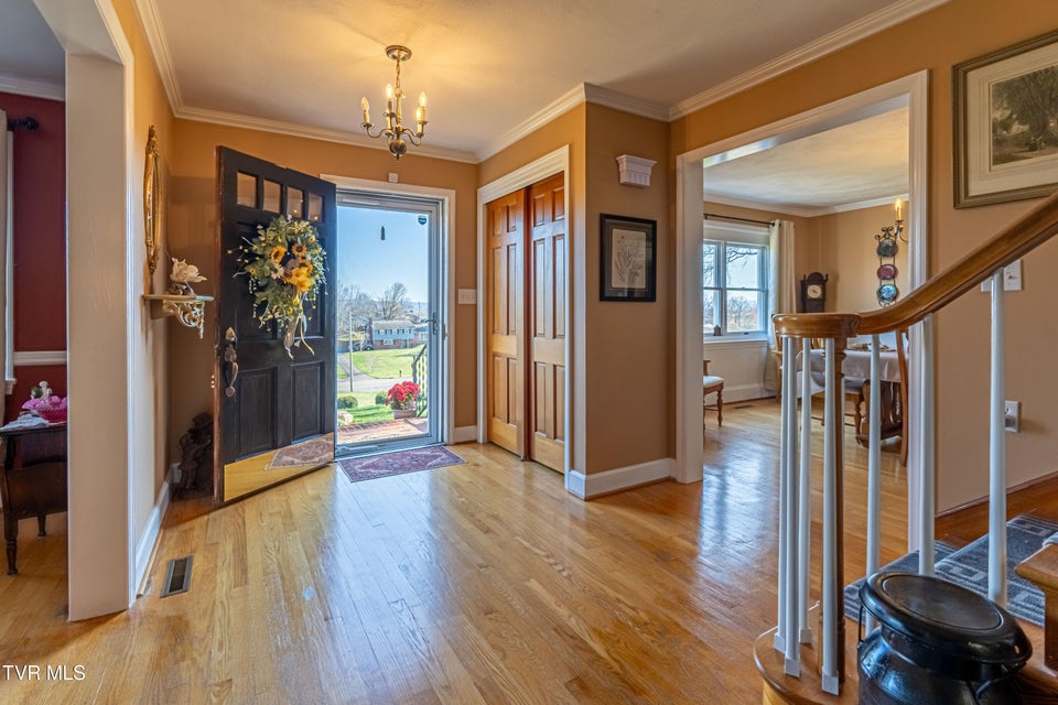 Photo #3: 442 Monte Vista Drive