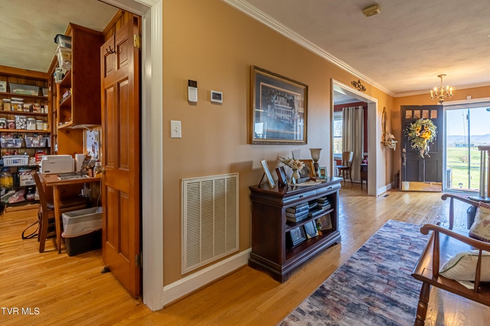 Photo #18: 442 Monte Vista Drive