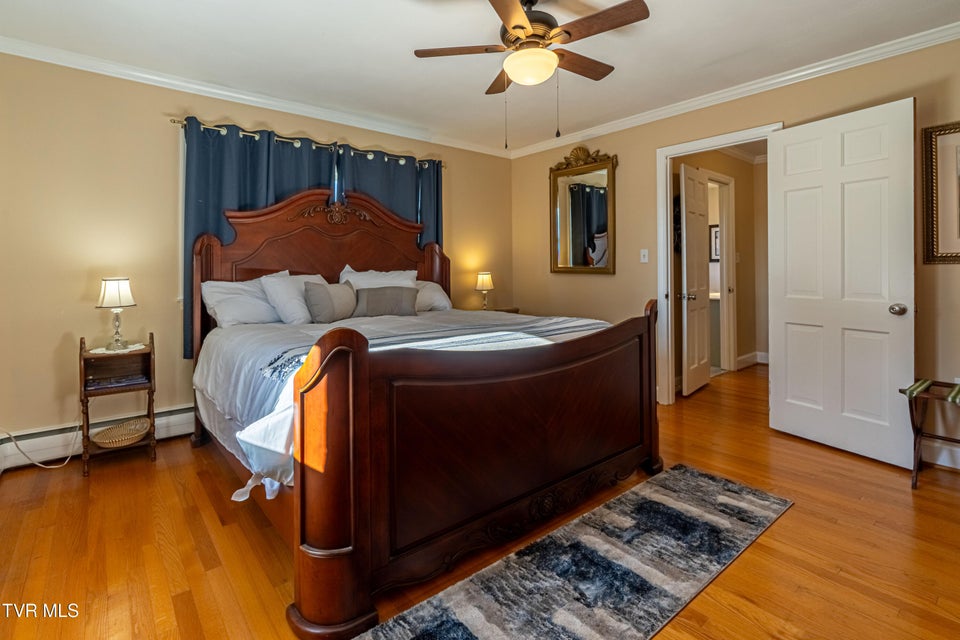 Photo #23: 442 Monte Vista Drive