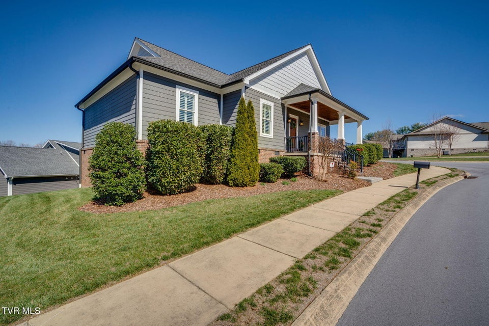 Photo #2: 197 Princeton Gardens Drive