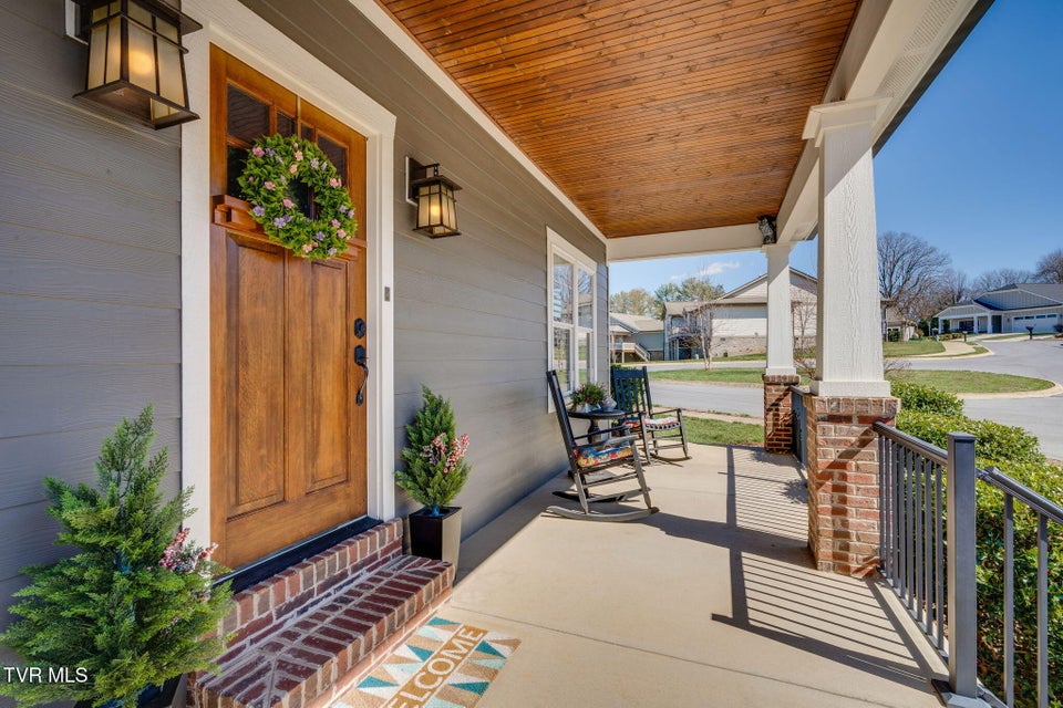 Photo #4: 197 Princeton Gardens Drive