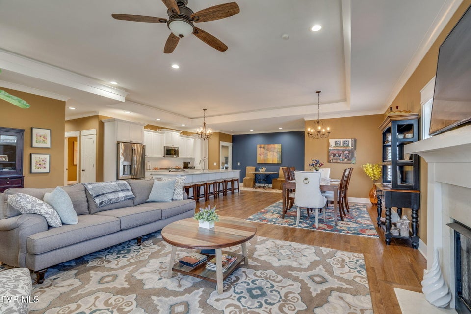 Photo #10: 197 Princeton Gardens Drive